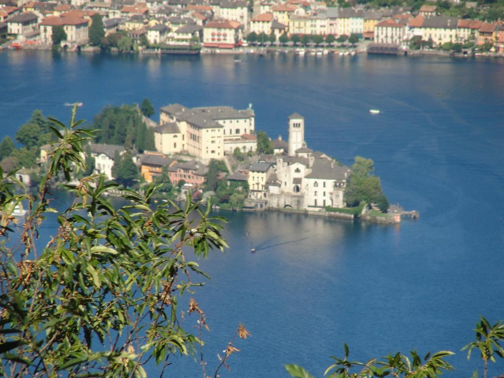 Emy Lake Orta เพลลา ภายนอก รูปภาพ